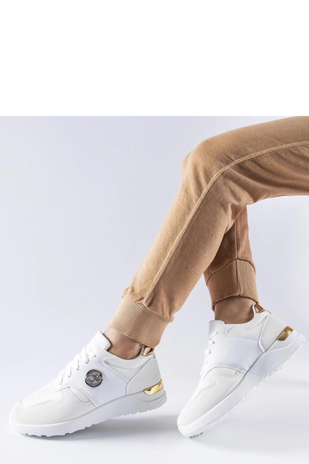 Białe sportowe sneakersy Almenno - Solea - obrazek 2