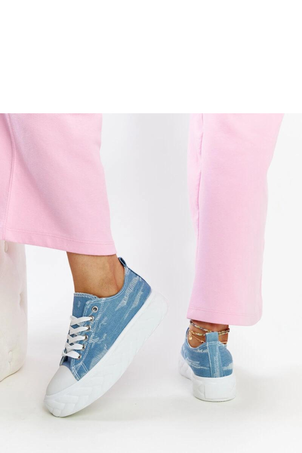 Niebieskie trampki na wysokiej platformie Almaz - Solea - obrazek 4