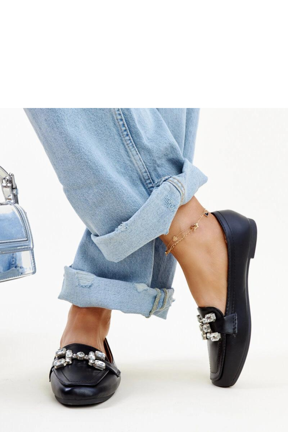 Czarne mokasyny z cyrkonową klamerką Mali - Solea - obrazek 4