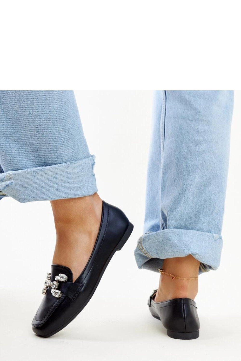 Czarne mokasyny z cyrkonową klamerką Mali - Solea - obrazek 5