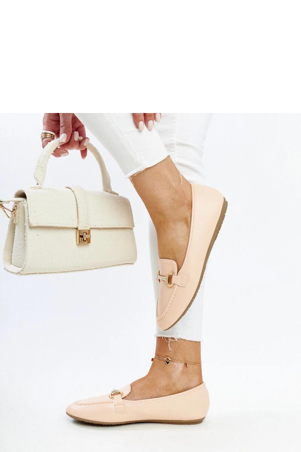 Beżowe mokasyny z ozdobną klamerką Paddy - Solea - obrazek 4