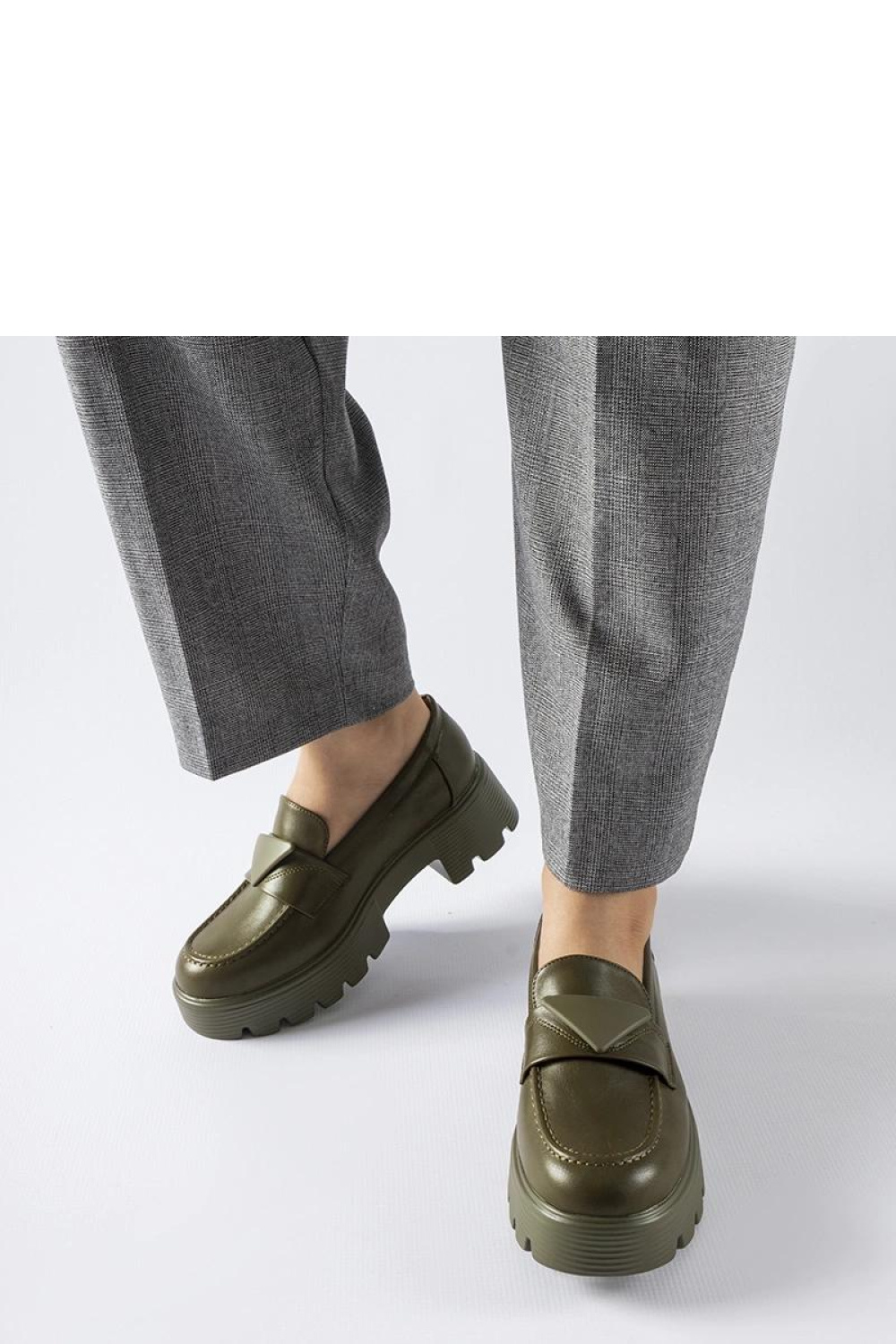 Zielone mokasyny na masywnej podeszwie Eligio - Solea - obrazek 2
