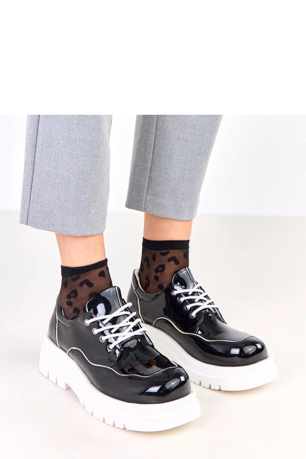 Półbuty Model Cheshire C21-80718-2 Black - Solea - obrazek 4