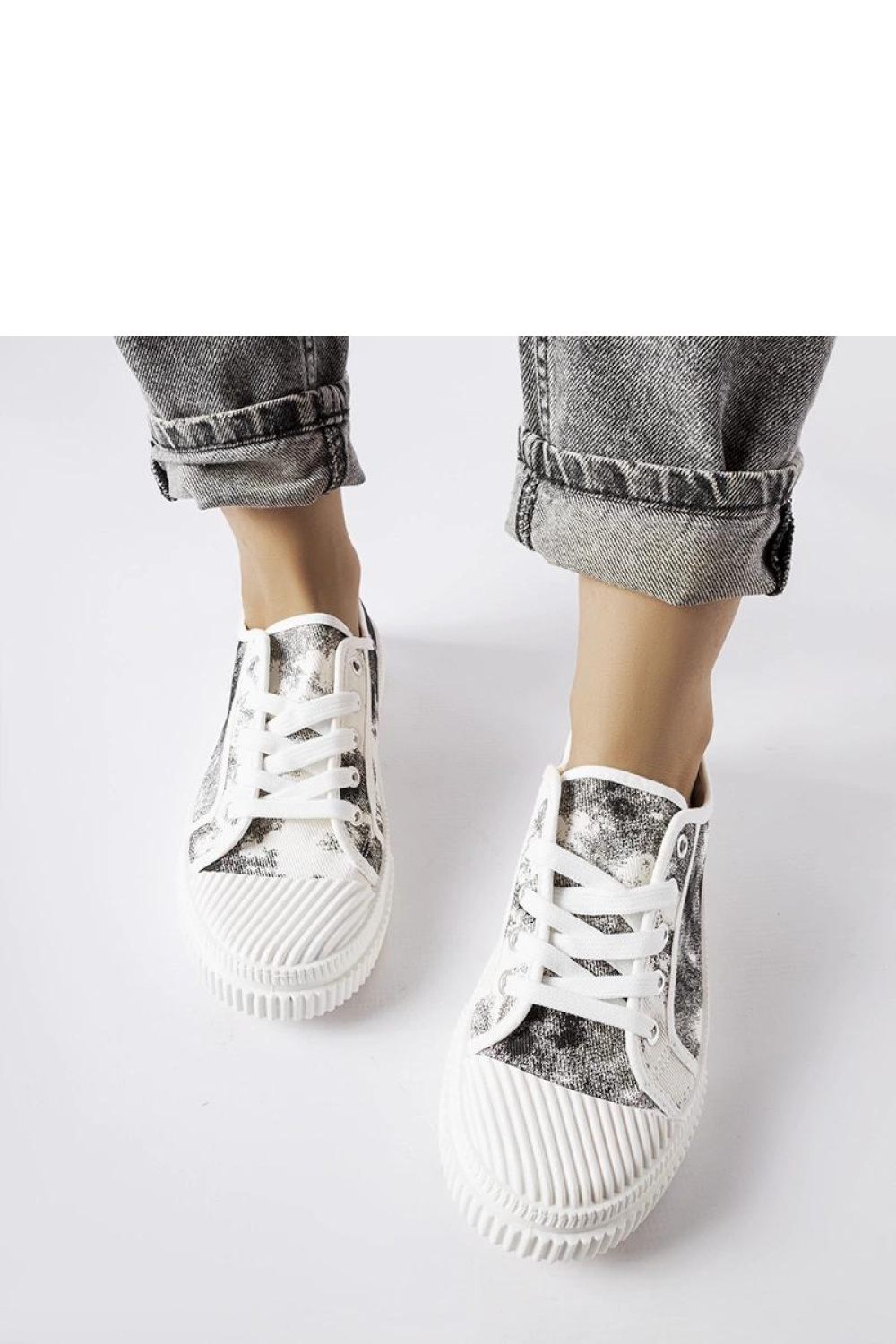 Czarne trampki z efektem sprania Clavet - Solea - obrazek 3