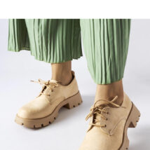 Beżowe półbuty na masywnej podeszwie Coleman – Solea