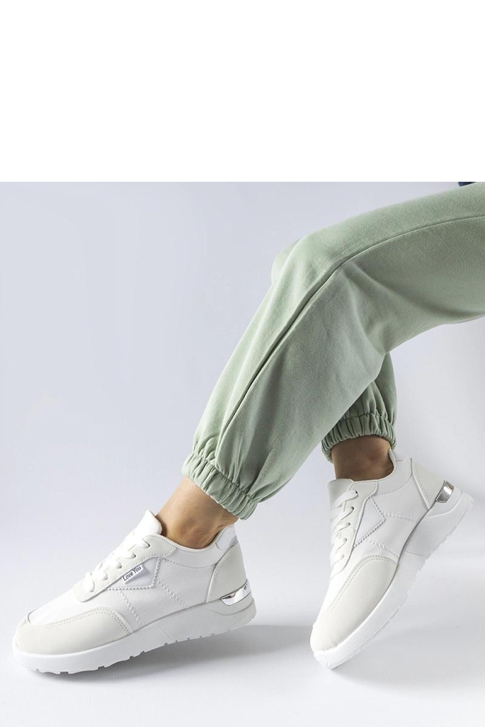 Białe materiałowe sneakersy Geraldino - Solea - obrazek 3