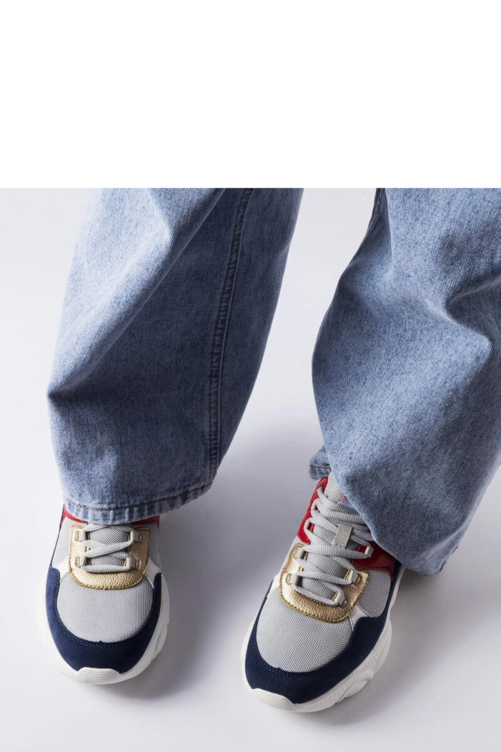 Damskie szare buty sportowe LCWL-20-39-032 - Solea - obrazek 3