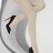 Rajstopy Model Marcela 40 DEN Linen – Livia Corsetti Fashion