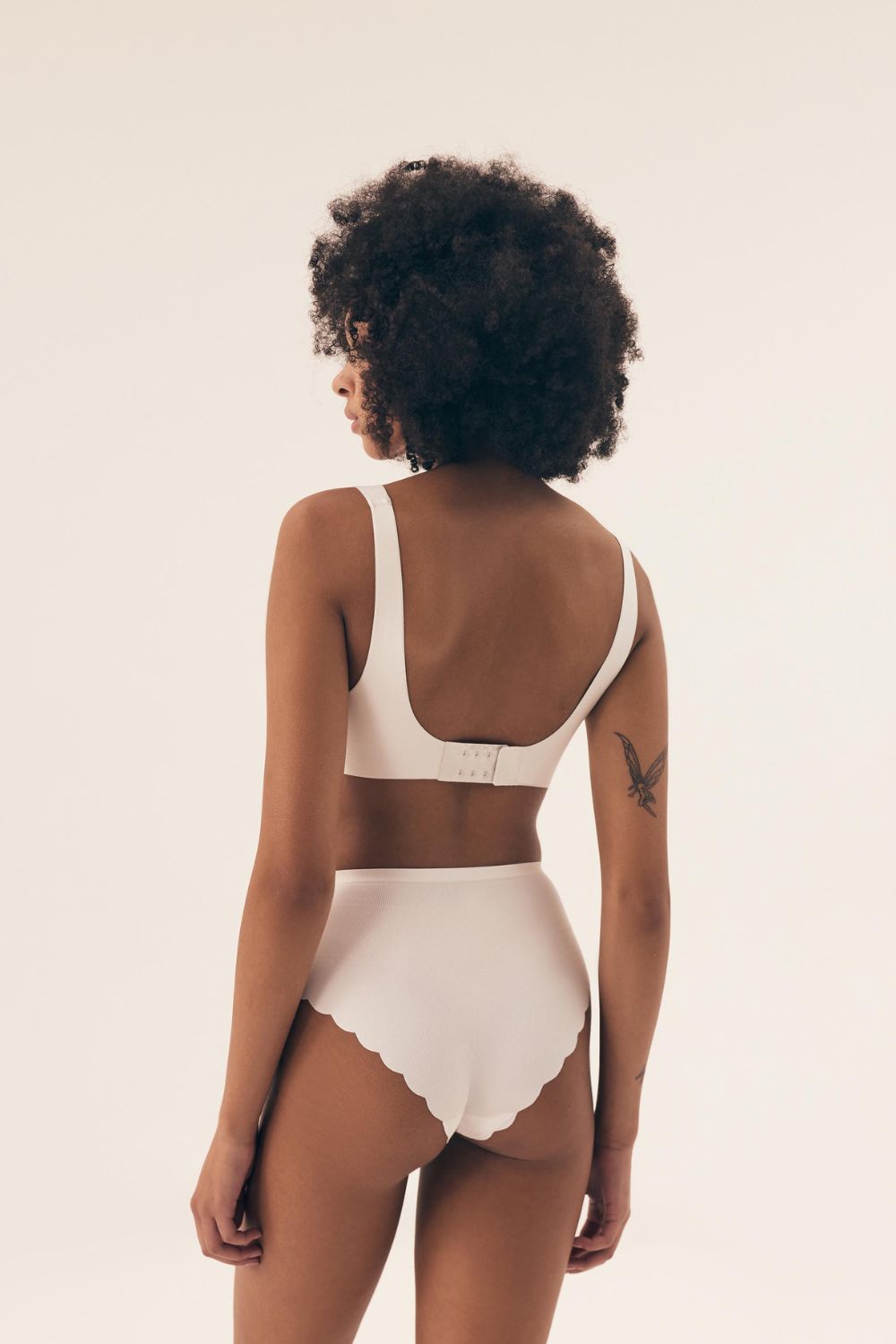 Biustonosz push up Biustonosz Usztywniany Model Bake 42850-02X Wanilia - Henderson - obrazek 3