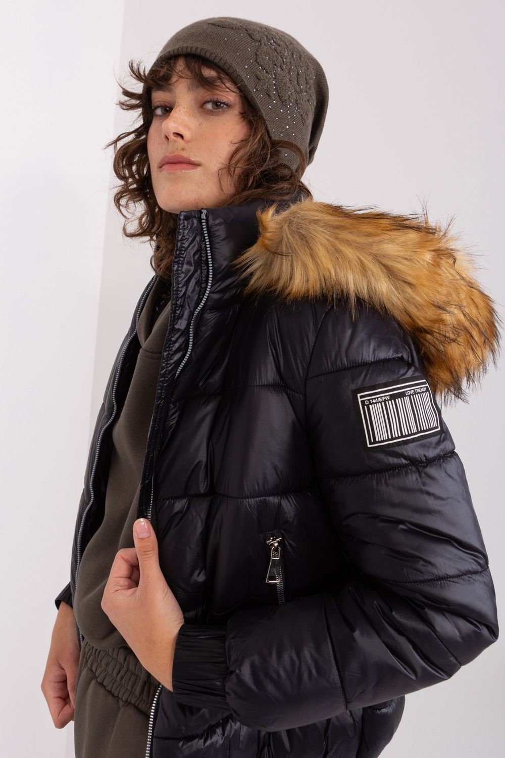 Czapka Model AT-CZ-23250.36P Dark Khaki - AT - obrazek 2