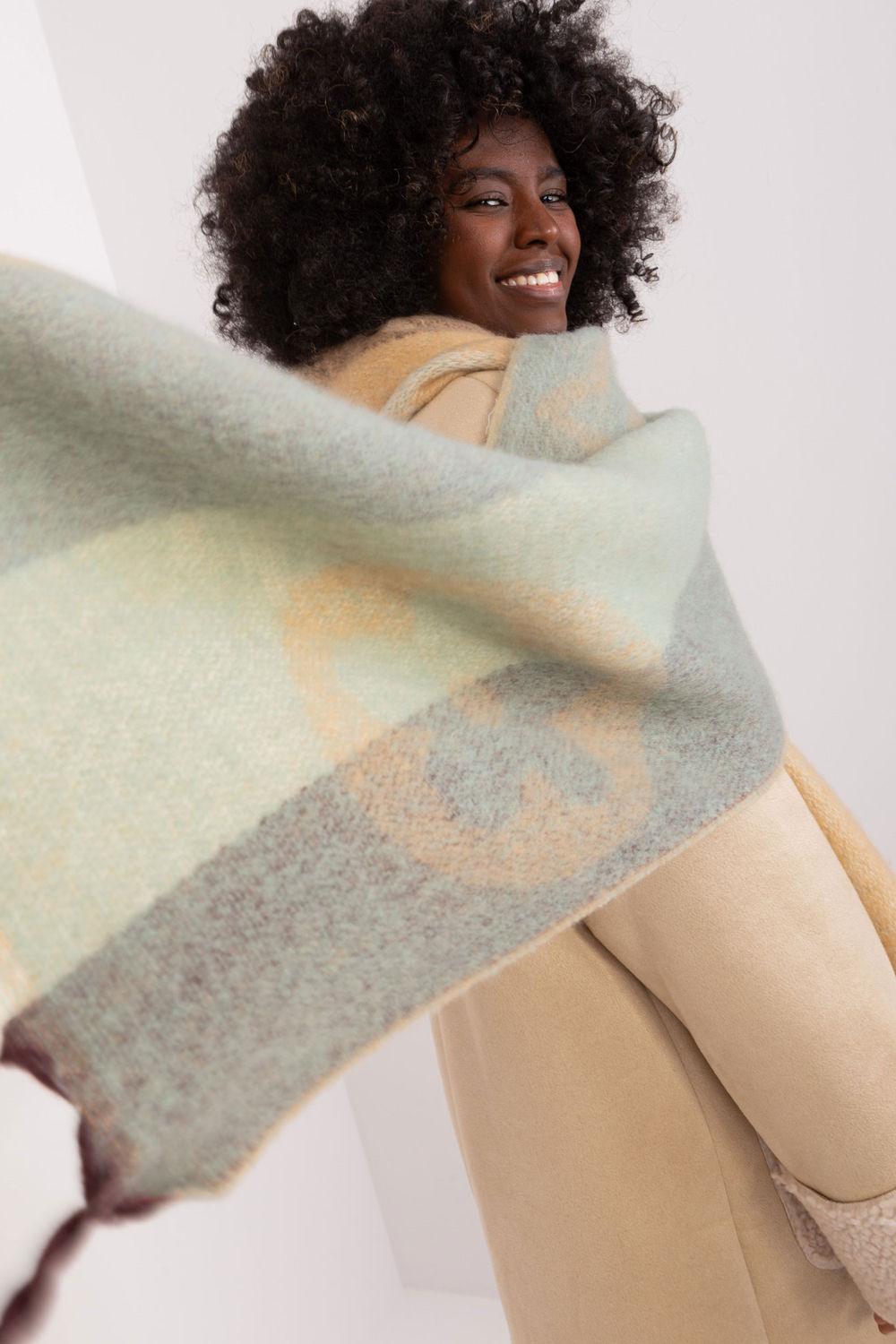 Szalik Model AT-SZ-2316.10P Mint - AT - obrazek 4