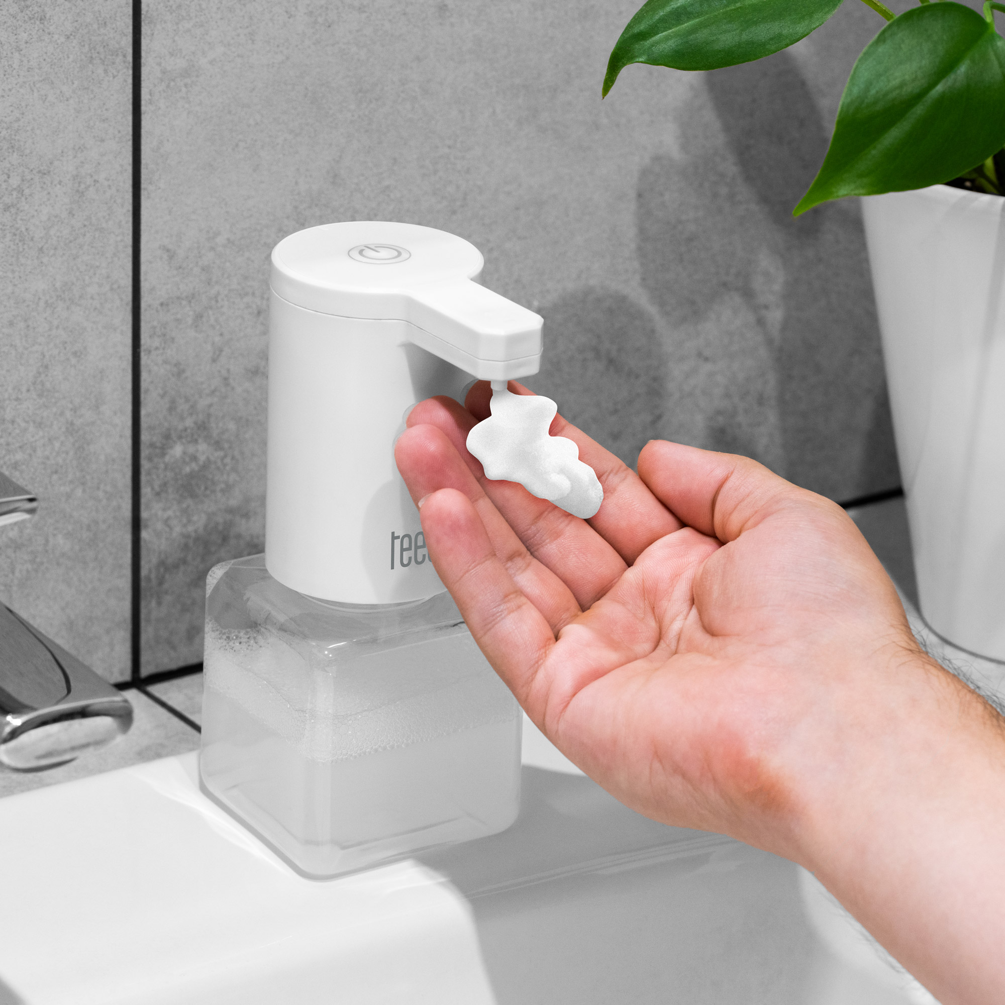 Akumulatorowy dozownik mydła w pianie TEESA - obrazek 7